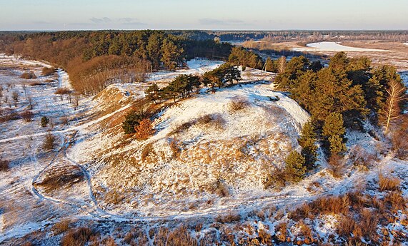 Vypovziv Hill Fort (5th—2nd millenium BC, 9th—12th century AD), Vypovziv, Chernihiv Oblast, Ukraine Photographer: Oleksandr Malyon