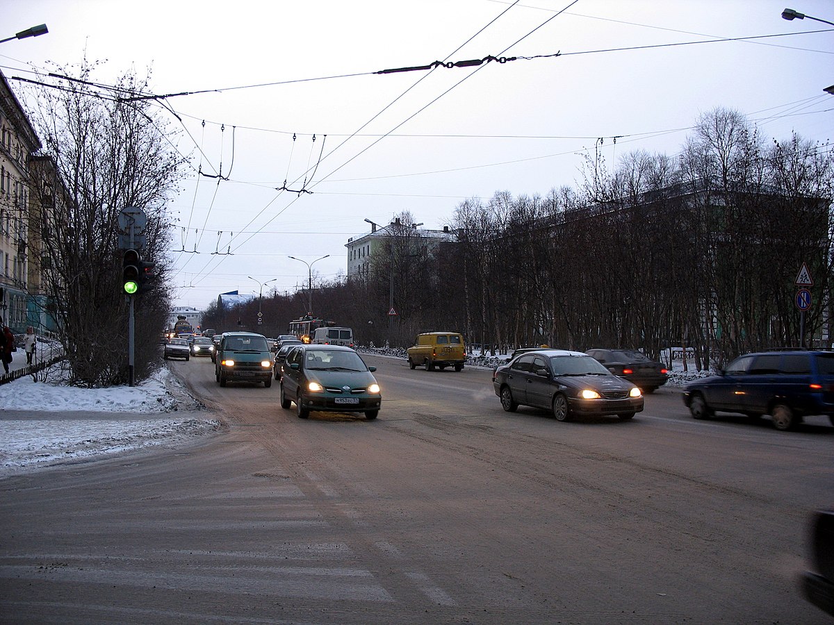 Улица Челюскинцев (Мурманск) — Википедия