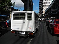 L300 FB Deluxe (rear view; pre-facelift)