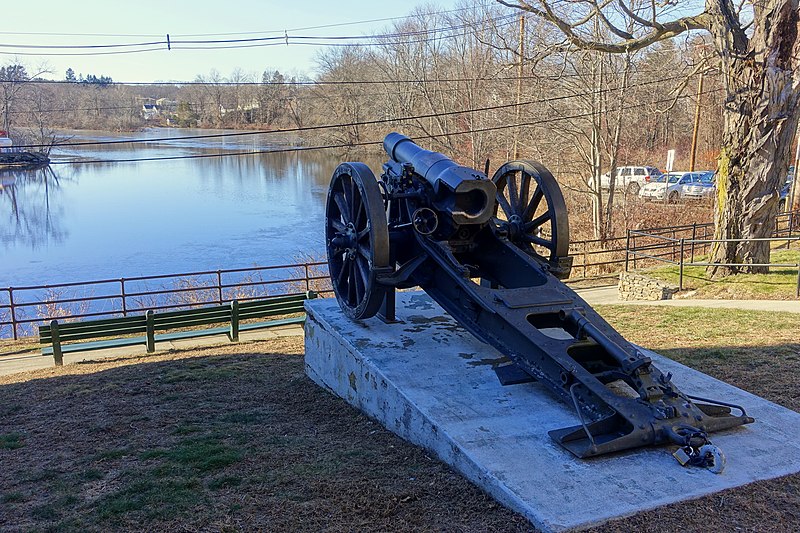 File:15 cm sFH 02 artillery - Hudson, Massachusetts - DSC08758.jpg