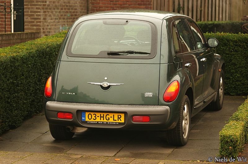 File:2001 Chrysler PT Cruiser 2.0i 16V (15483017260).jpg