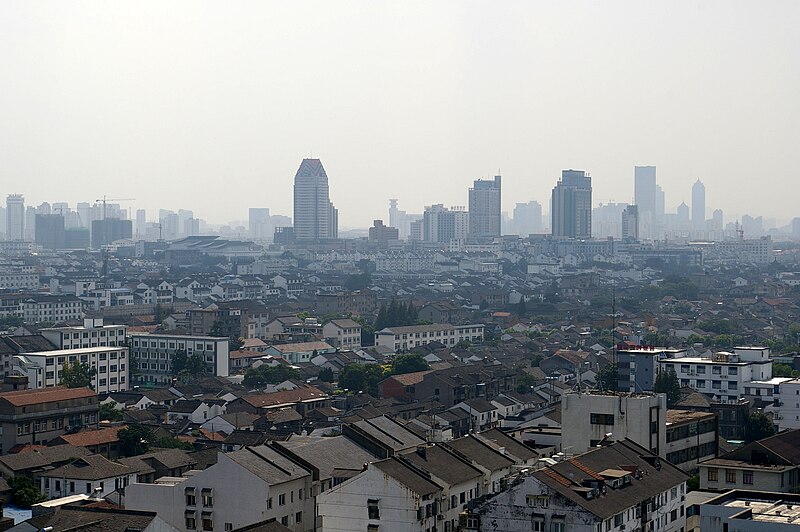 File:20090905 View on Suzhou from North Temple Pagoda.jpg