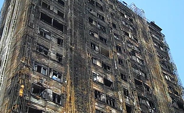 640px-2015_Baku_residence_building_fire_
