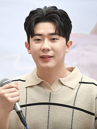 <span class="mw-page-title-main">Song I-han</span> South Korean singer (born 1994)