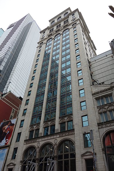 File:42nd St 7th 8th Avs Mid td (2018-05-18) 13 - Candler Building.jpg