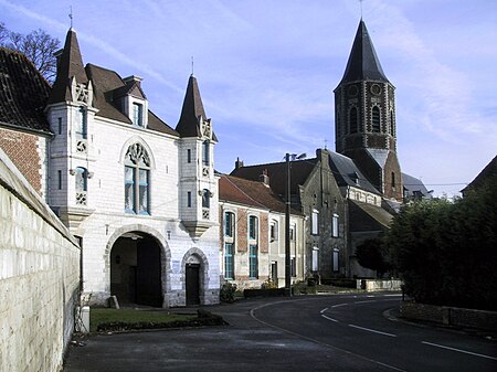 Tập_tin:Abbey_gateway_and_church,_Ham-en-Artois,_France.jpg