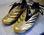 Chaussures de football Adidas Predator, modèle Absolado.