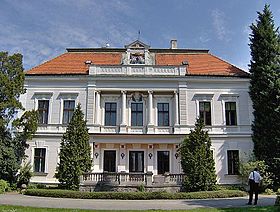 Ambrózy manor 1.jpg