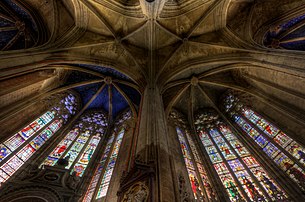 Le plafond du déambulatoire de la cathédrale Saint-Étienne de Toulouse. (définition réelle 5 064 × 3 357)