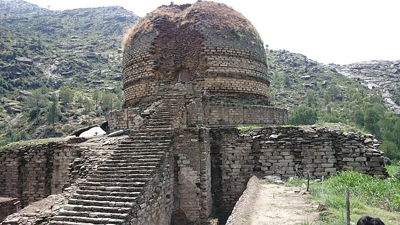 File:Amlok dara stupa2.jpg