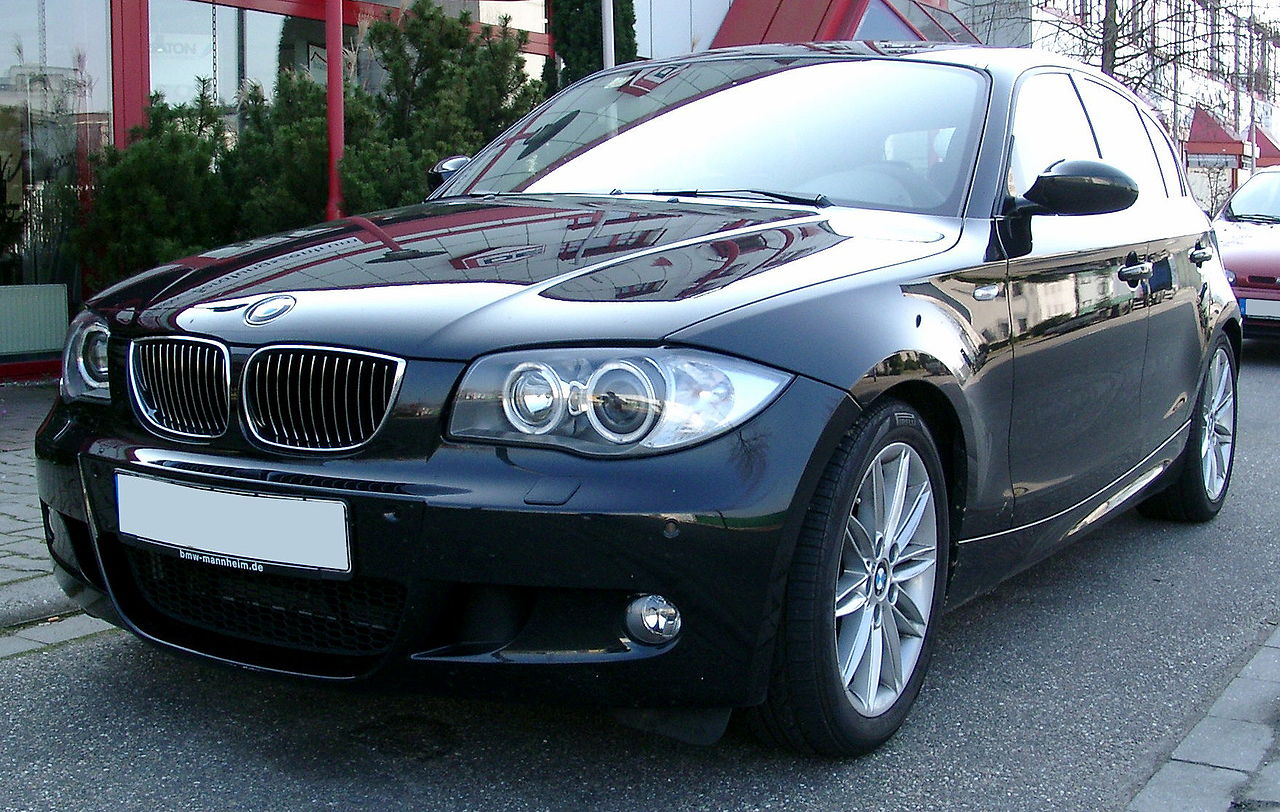 File:BMW E87 front 20080417.jpg - Wikimedia Commons