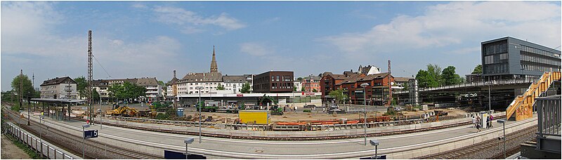 File:Bahnhof Hörde, Panorama 1122.jpg