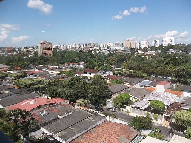 Vista parcial do bairro Parque Dez de Novembro.