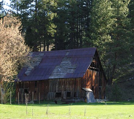 Old barn, Chumstick, Washington