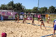 Deutsch: Beachhandball bei den Olympischen Jugendspielen 2018; Tag 4, 10. Oktober 2018; Mädchen, Vorrunde, Gruppe A - Venezuela-Paraguay 1:2 English: Beach handball at the 2018 Summer Youth Olympics at 10 October 2018 – Girls Preliminary Round Group A - Venezuela-Paraguay 1:2