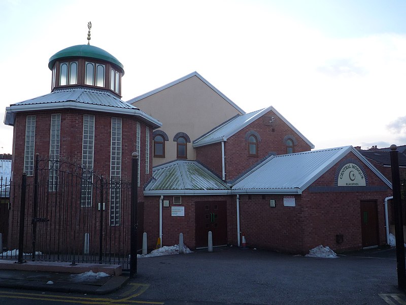 File:Blackpool Central Mosque 247.JPG