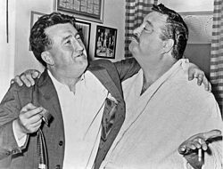 Биэн с американским актёром и музыкантом Джеки Глисоном, 1960