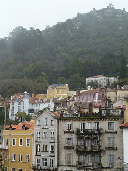 File:Buildings in Sintra P1000181.JPG