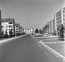Das Neubaugebiet Nürnberg-Langwasser 1961. Reinerzer Straße, Höhe Kreuzung Neusalzer Sraße, Blickrichtung Ost-Nord-Ost
