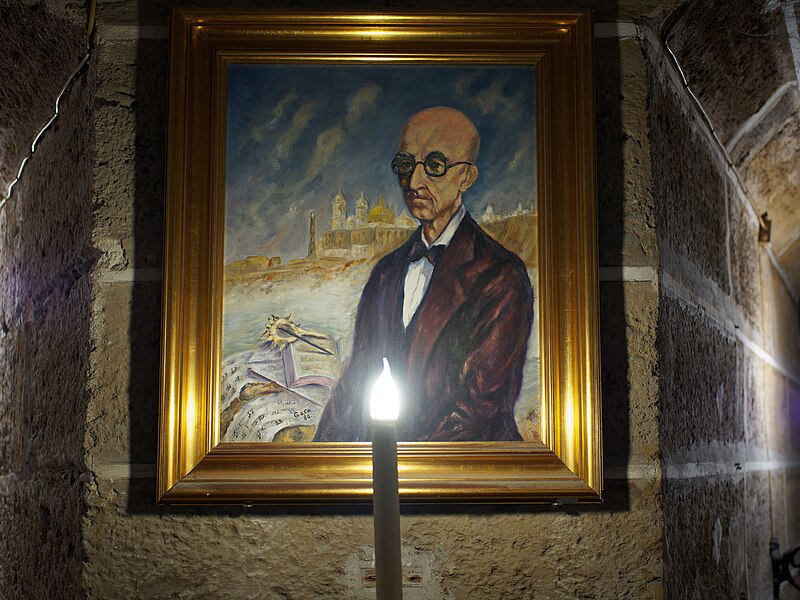 File:Cádiz cathedral crypt painted portrait Manuel de Falla.jpg