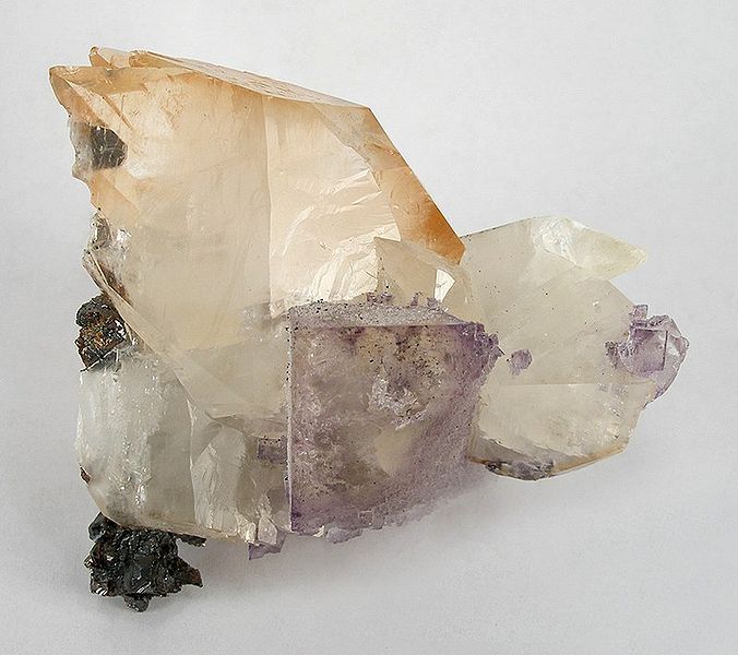 File:Calcite-Fluorite-d06-159a.jpg