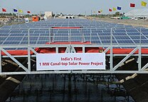 Flat panel photovoltaic power plant, India