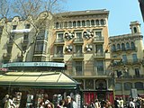 ]] (inclou l'antiga botiga Bruno Cuadros). Rambla, 82 - pla de la Boqueria, 1 - c/ Cardenal Casañas, 1 (Barcelona). This is a photo of a building indexed in the Catalan heritage register as Bé Cultural d'Interès Local (BCIL) under the reference 08019/942. Object location 41° 22′ 53.14″ N, 2° 10′ 23.6″ E  View all coordinates using: OpenStreetMap