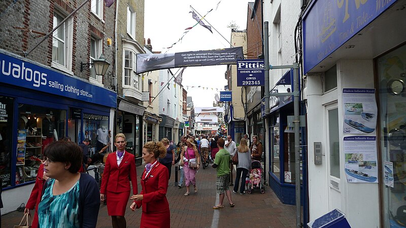 File:Cowes High Street during Cowes Week 2010 9.JPG