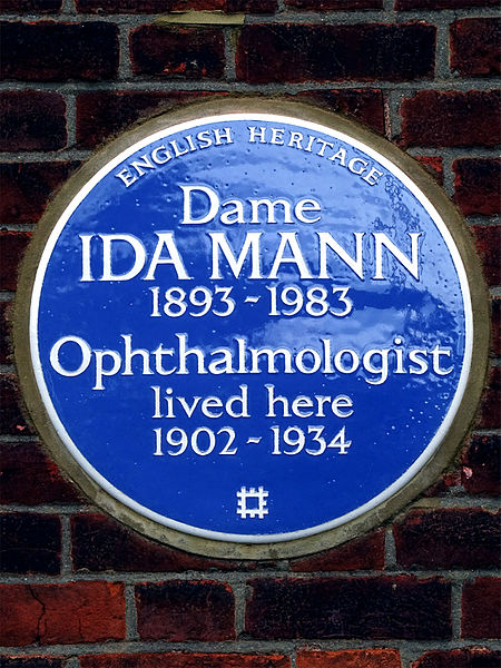 File:Dame IDA MANN 1893-1983 Ophthalmologist lived here 1902-1934.jpg