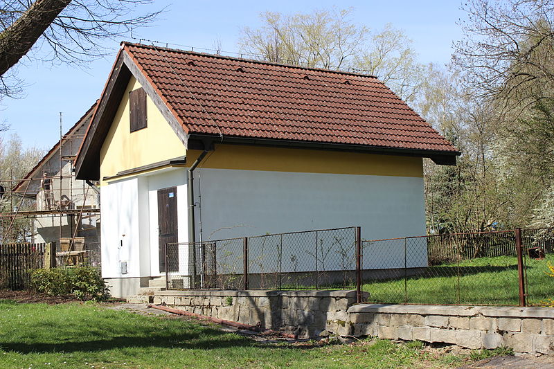 File:Dobrá Voda (okres Pelhřimov), domek.jpg