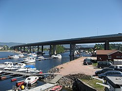 Drammenin silta kesällä 2006.