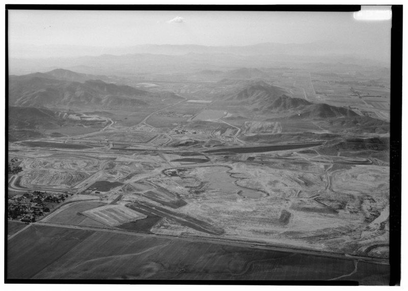 File:EASTSIDE RESERVOIR OVERVIEW, LOOKING WEST. - Eastside Reservoir, Diamond and Domenigoni Valleys, southwest of Hemet, Hemet, Riverside County, CA HAER CAL,33-HEME.V,1-1.tif