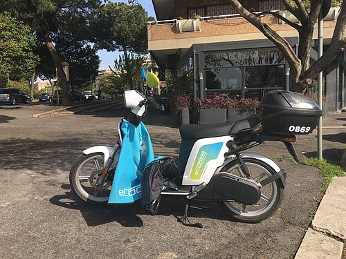 eCooltra Scooter in Rome