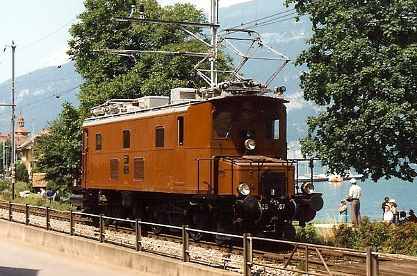 Historic BLS locomotive at Därligen