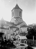 Iglesia - Ábside y campanario - Marigny - Mediateca de arquitectura y patrimonio - APMH00027048.jpg