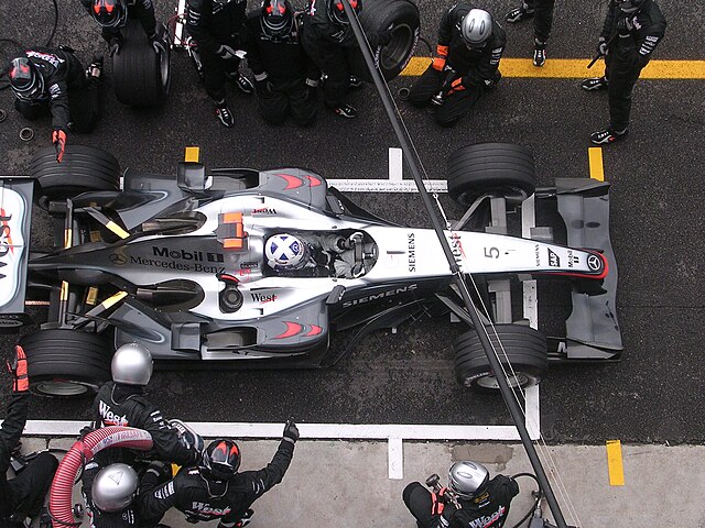 Image of McLaren MP4-19