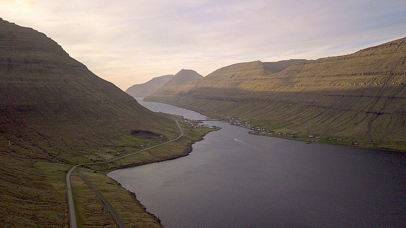 File:Faroe Islands Føroyar Færøerne Wyspy Owcze 2019 (8).jpg