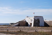 Central turret of the fortress in 2010. Fortaleza de Sagres - Torre e Muralha.jpg