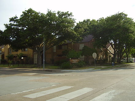 Forum Park Apartments ForumParkAptsHouston.JPG