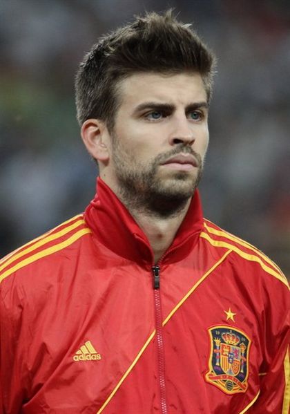 File:Gerard Piqué Euro 2012 vs France 01.jpg