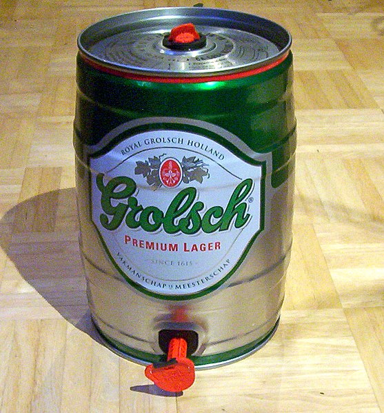 File:Giantcanofgrolsch.JPG