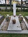 English: Grave in Týnec nad Sázavou new cemetery