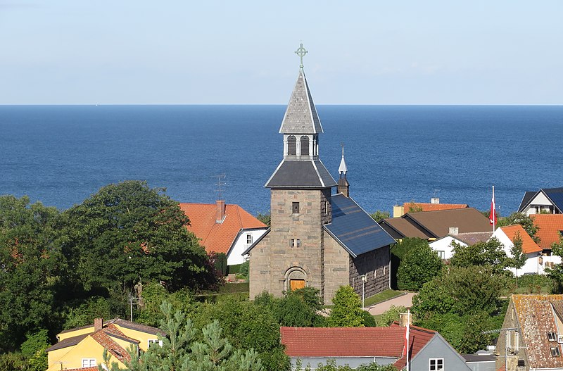 File:Gudhjem Kirke.jpg