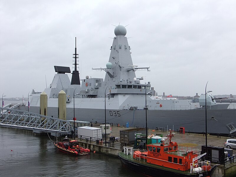 File:HMS Dragon at Liverpool, 2012-04-29 - DSCF3647.JPG