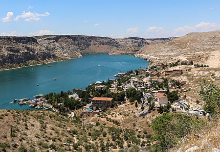 Halfeti on the Euphrates.jpg