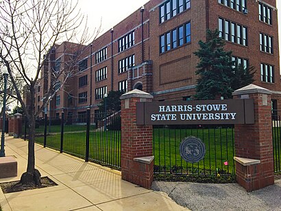 How to get to Harris–Stowe State University with public transit - About the place