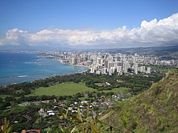 Honolulu et Waikiki de Diamond Head.jpg