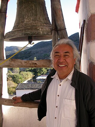 <span class="mw-page-title-main">Hugo Morales (radio)</span> Executive Director and co-founder of Radio Bilingüe Inc.