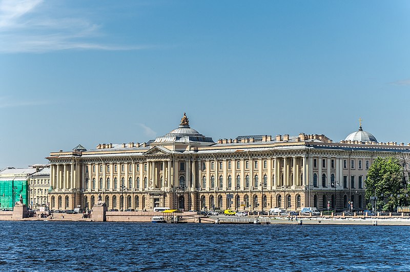 File:Imperial Academy of Arts in SPB.jpg