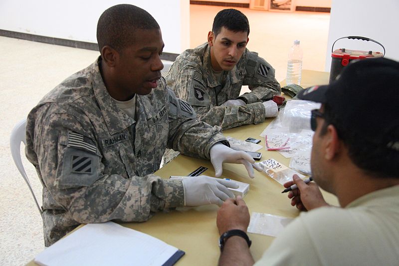 File:Iraqi Police Review Evidence During Training Exercise 110419-A-EM978-028.jpg